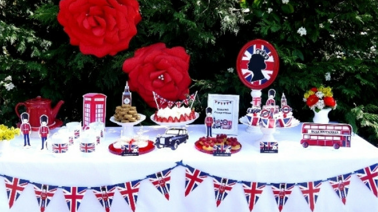 the royal wedding themed party decorations