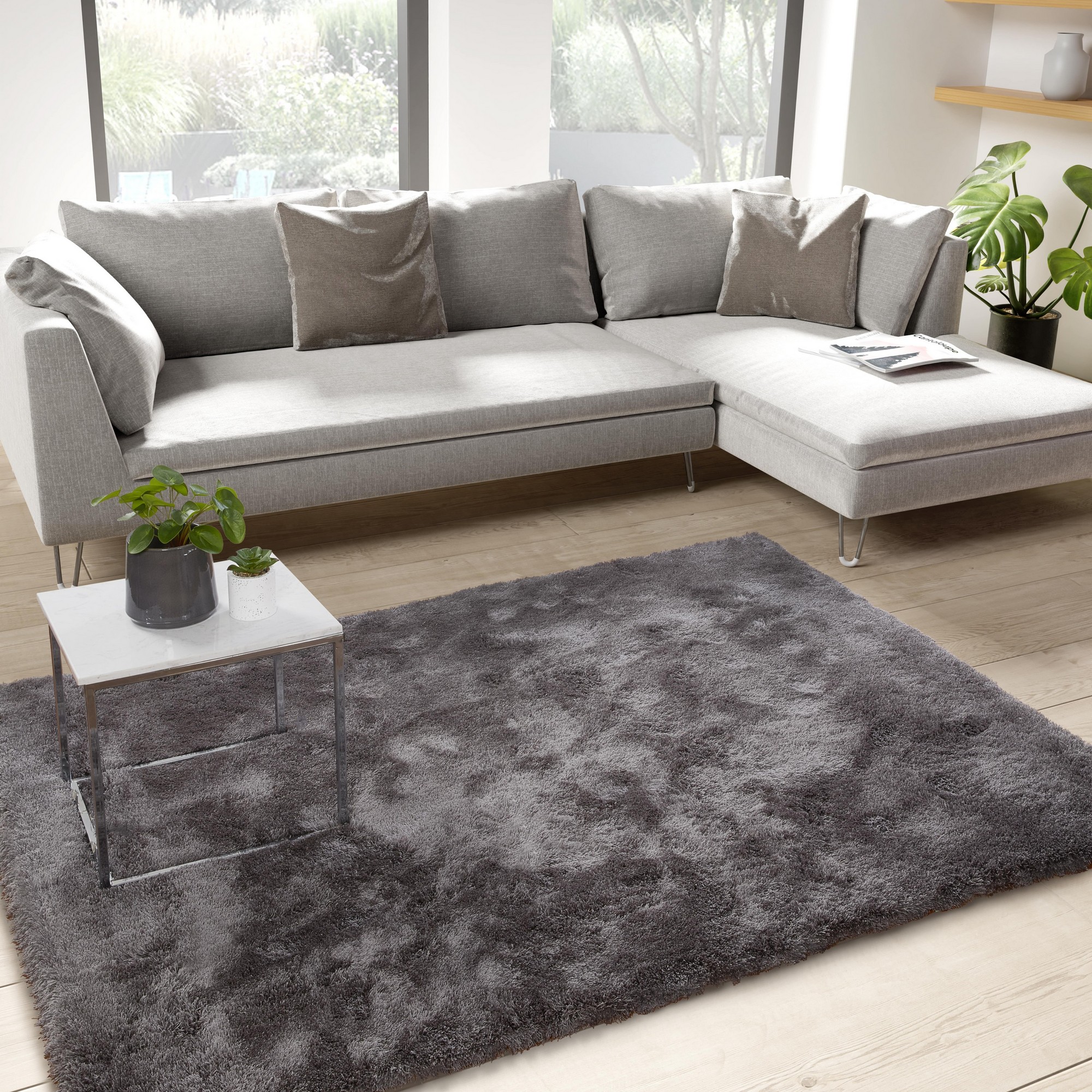 Breeze Plain Shaggy Modern Rugs In Charcoal Grey