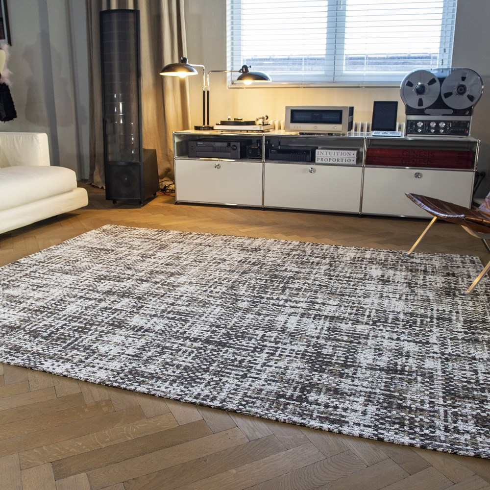 Uyuni Colchani Rugs By Louis De Poortere 8891 in Cloud and Sun