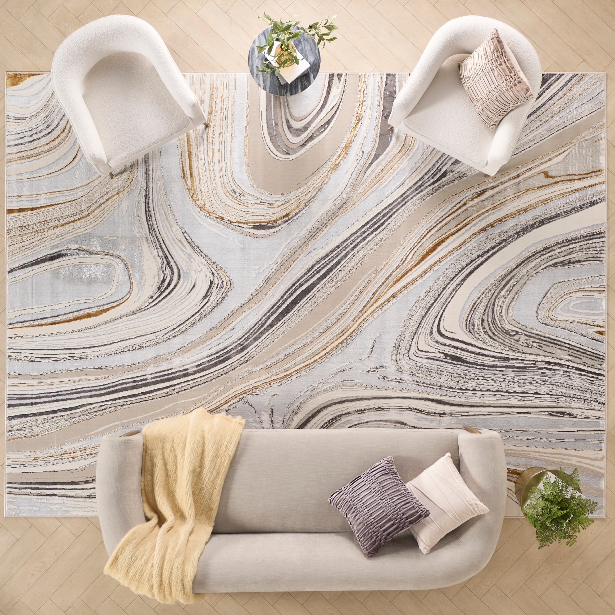 Glitz Glz21 Abstract Rug By Nourison In Grey Gold