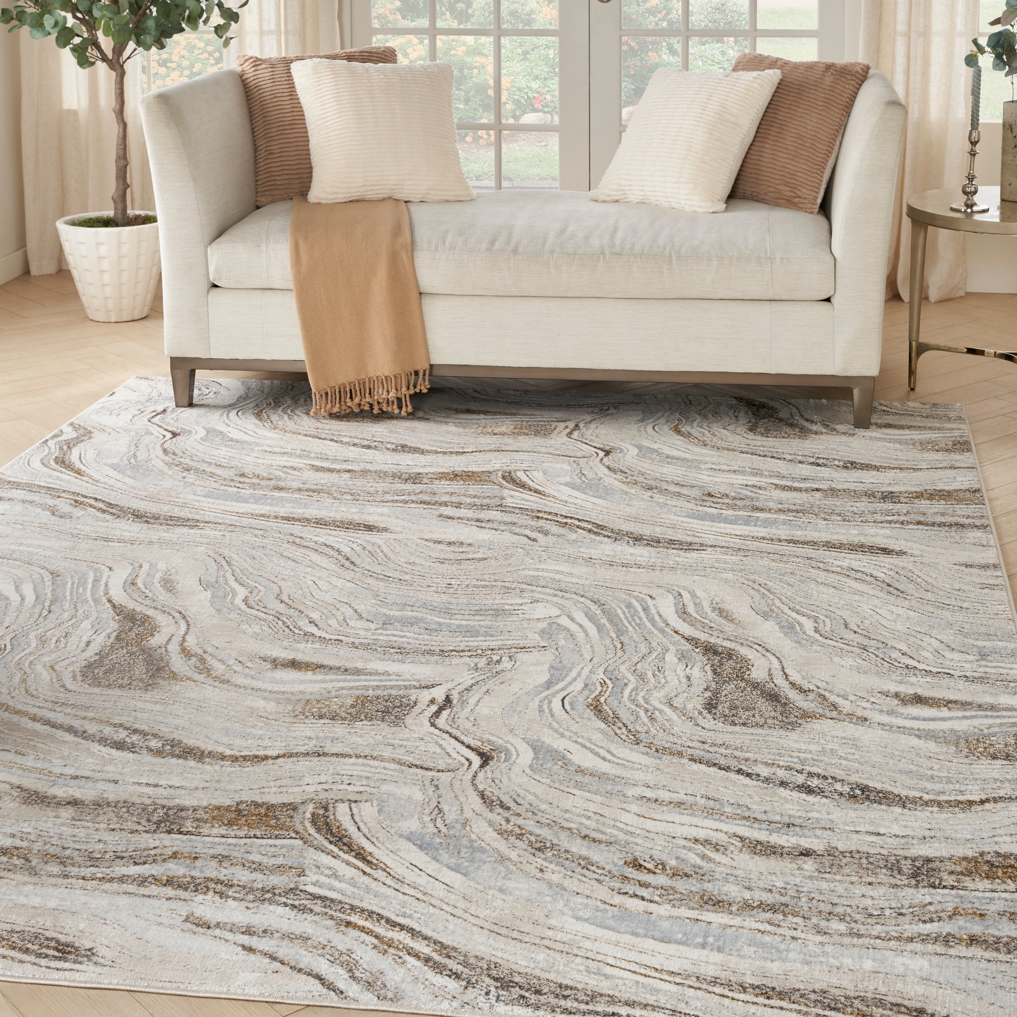 Glitz Glz22 Abstract Rug By Nourison In Grey Gold