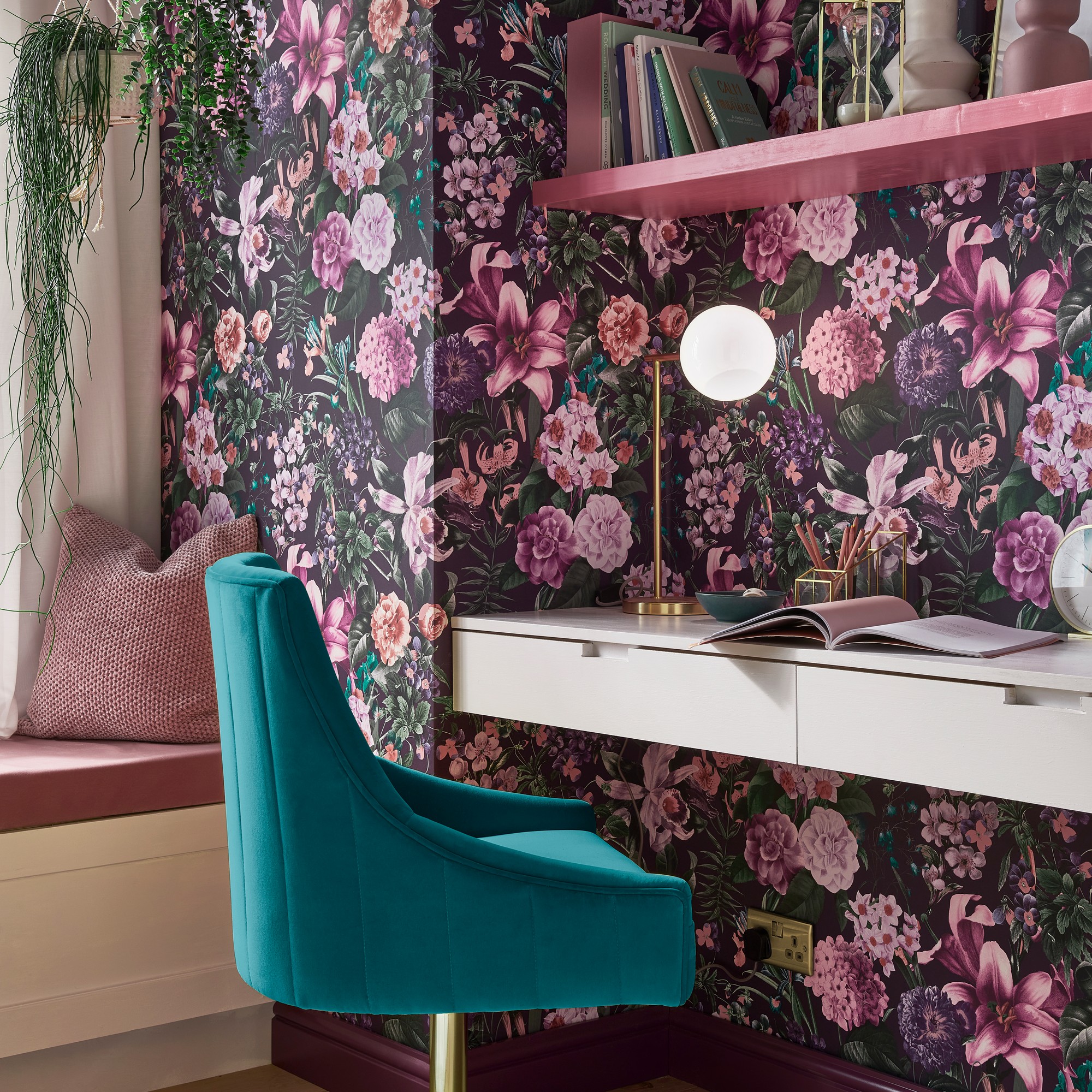 Corneille Fuchsia Wallpaper | Designers Guild