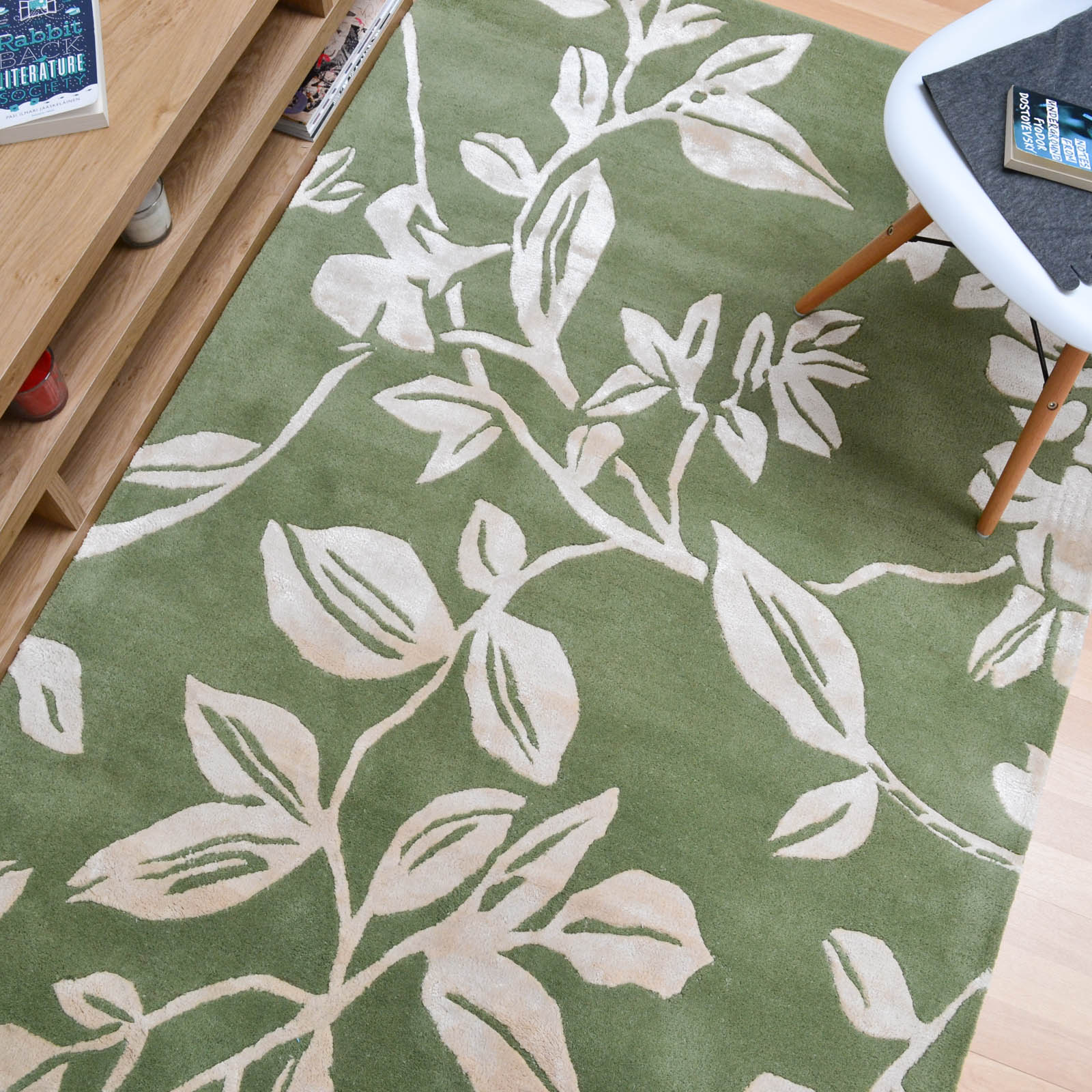 Leaf trail rugs in green buy online from the rug seller uk