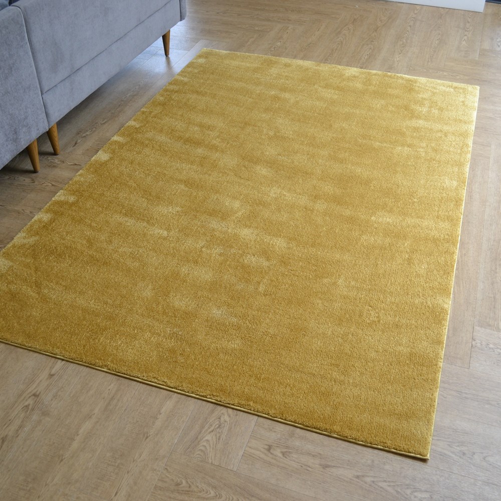 Lotus Shaggy Plain Modern Rugs in Gold Yellow