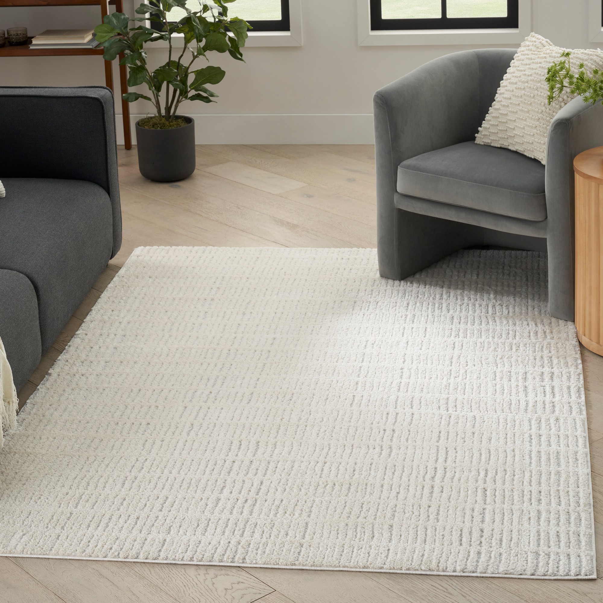 Modern Comfort Mnc03 Stripe Rug By Nourison In Ivory Grey