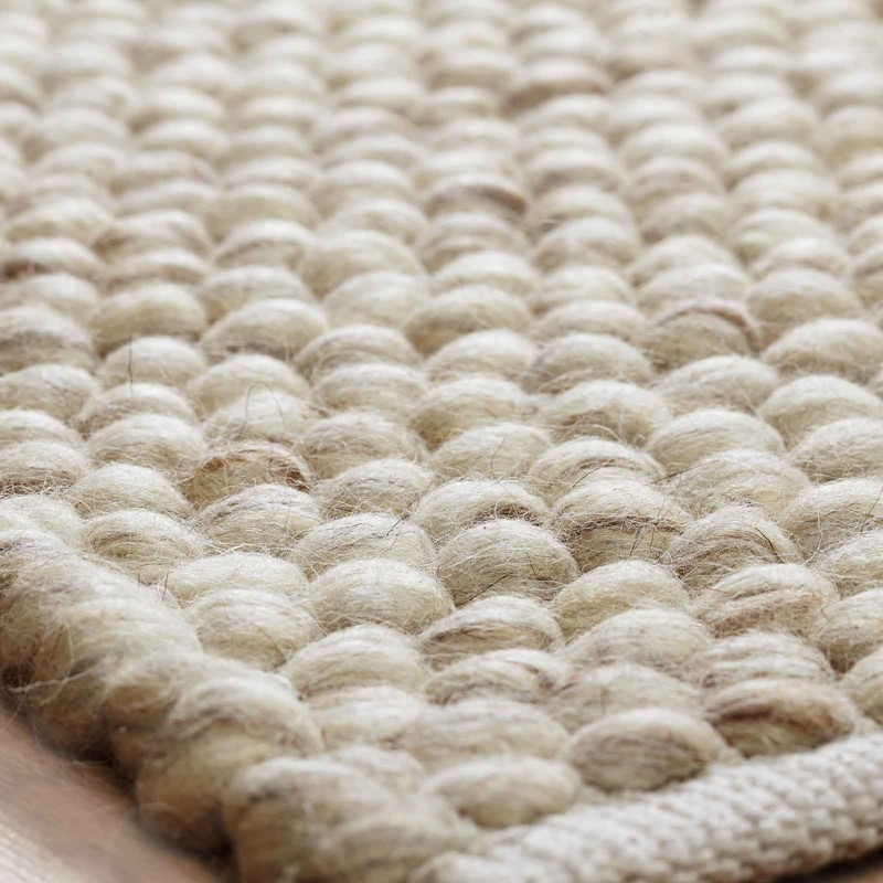 Savannah Rug in Beige buy online from the rug seller uk