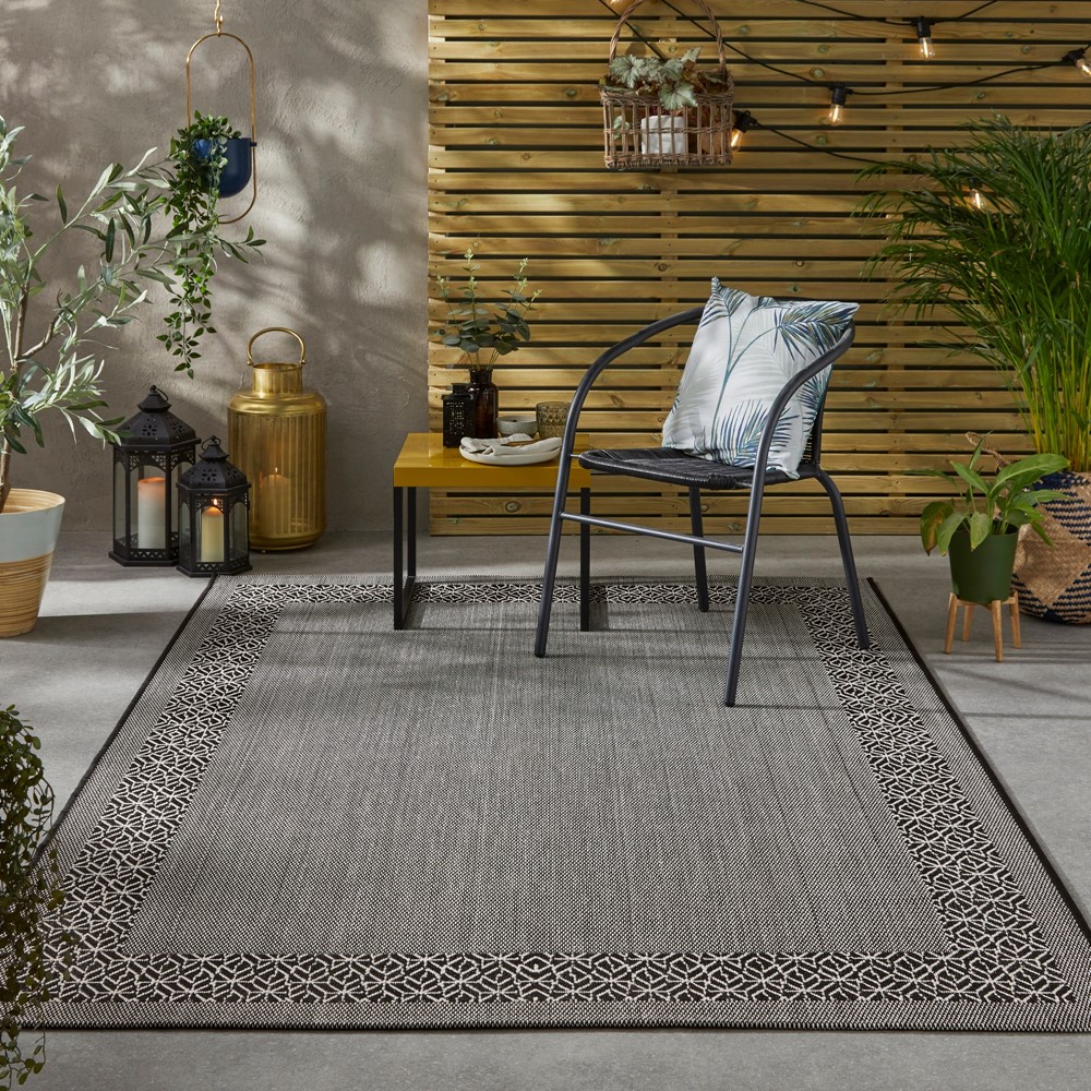 Concept Looms Terrazzo TRZ01 Indoor Outdoor Rugs in Black