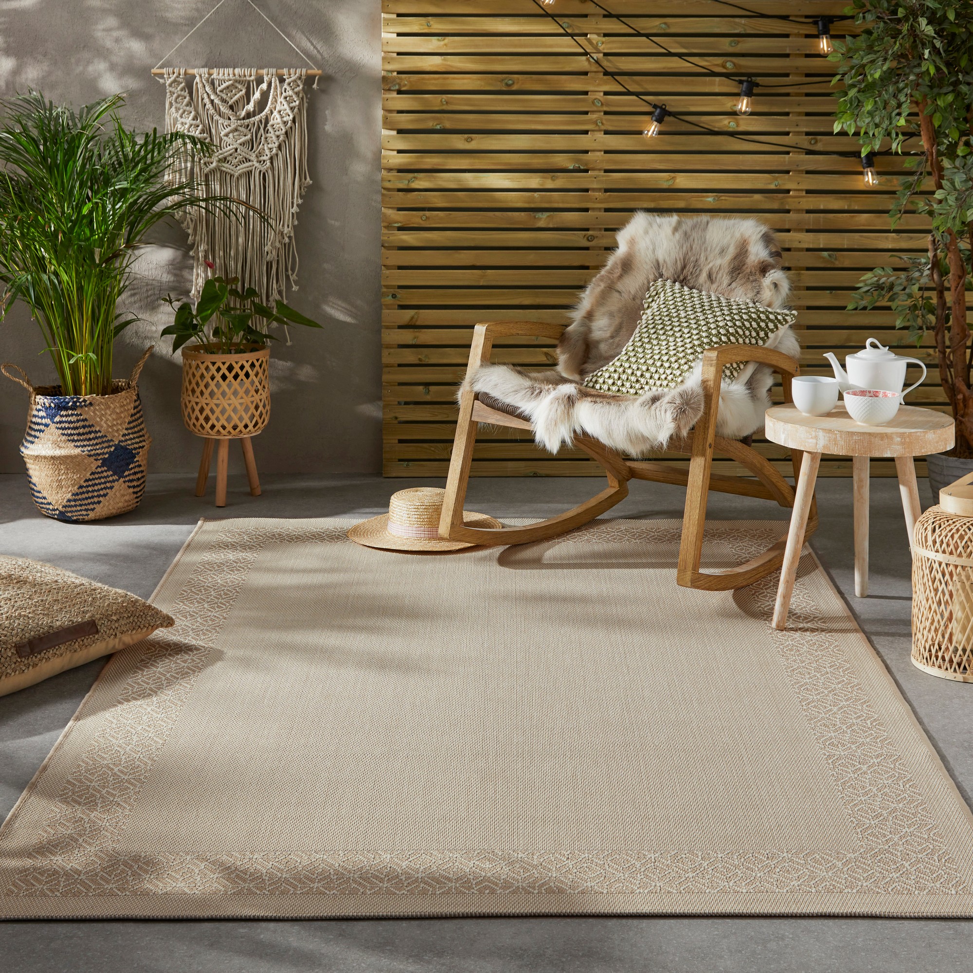 Concept Looms Terrazzo Trz01 Indoor Outdoor Rugs In Natural