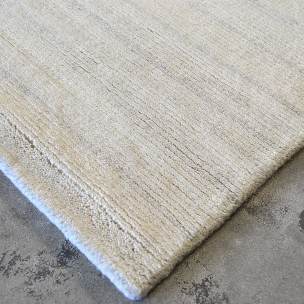 Yeti rugs 51001 by brink and campman in white buy online from the rug ...